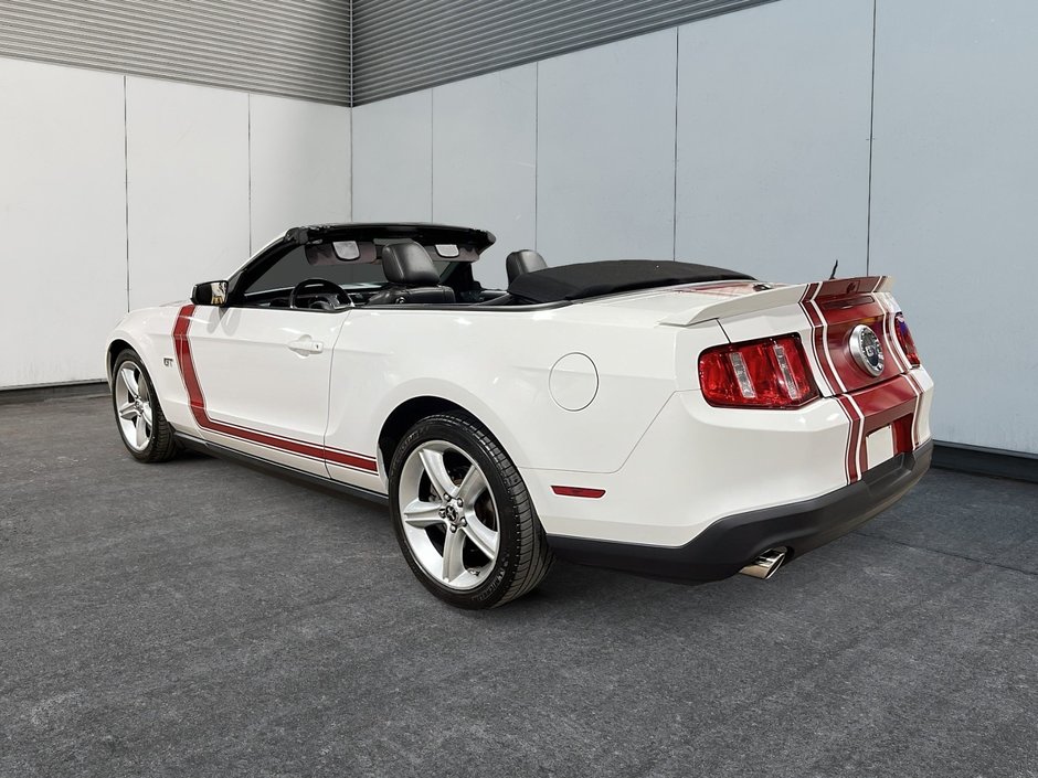 Ford Mustang GT CONVERTIBLE 2010-2