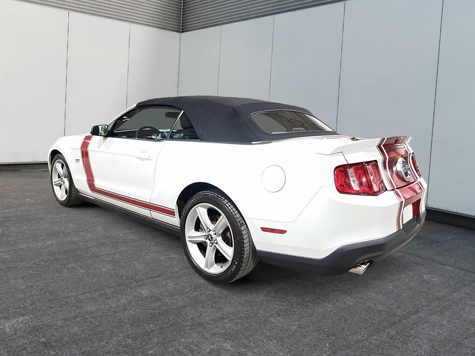 Ford Mustang GT CONVERTIBLE 2010-6