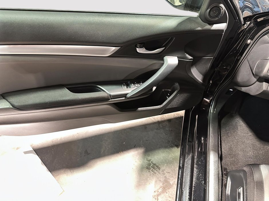 2018 Honda Civic Coupe LX-10