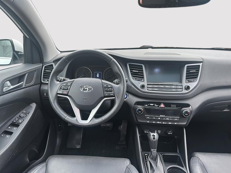 2017 Hyundai Tucson LUXURY-9