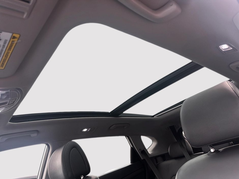 2017 Hyundai Tucson LUXURY-16