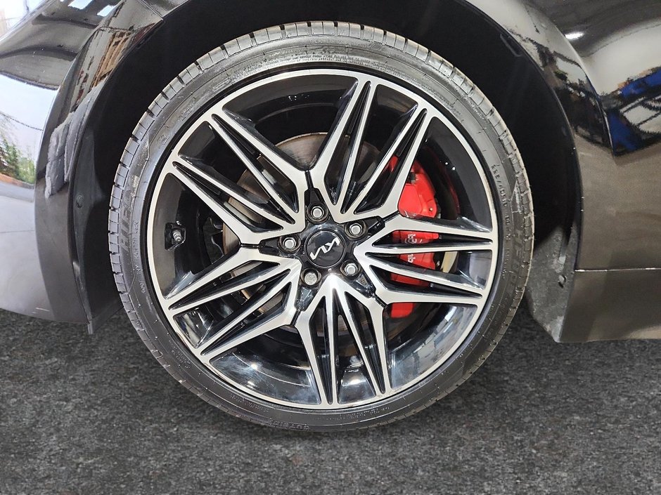 Kia Stinger GT LIMITED 2023-6