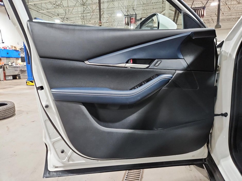 2021 Mazda CX-30 GS-10