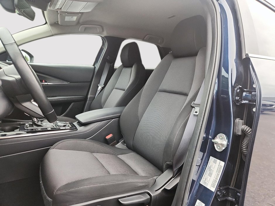 2022 Mazda CX-30 GS-8