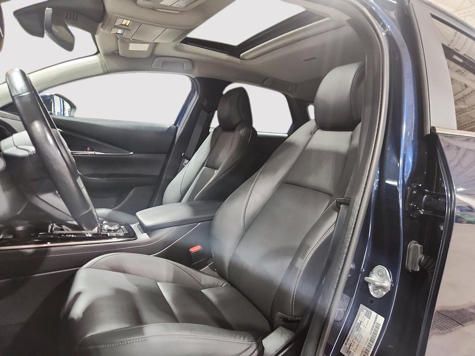 2023 Mazda CX-30 GS-8