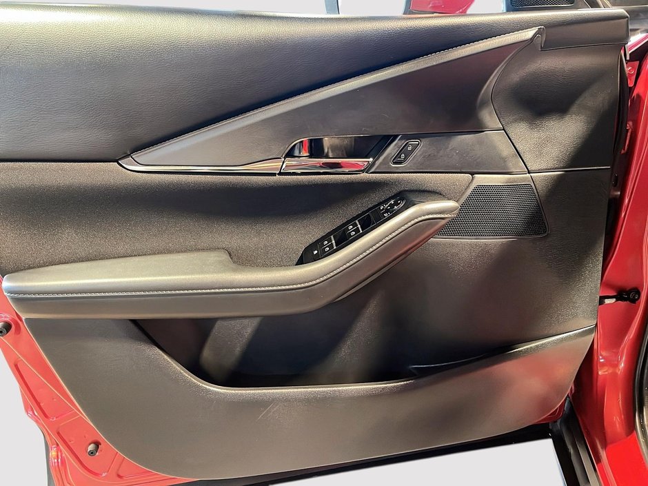 2023 Mazda CX-30 GS-10