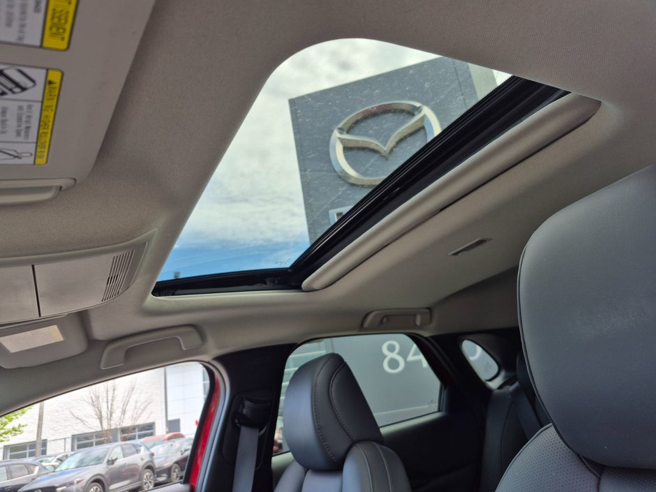 2023 Mazda CX-30 GT AWD-12