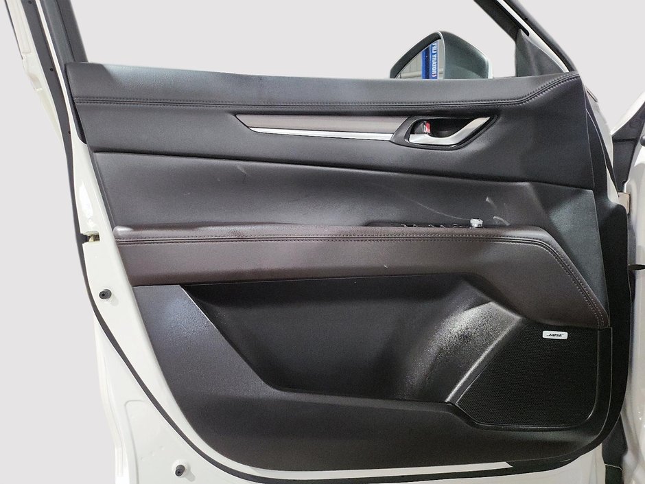 Mazda CX-5 Signature AWD 2023-10