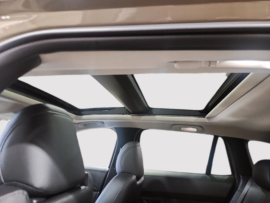 2023 Mazda CX-50 GT-16