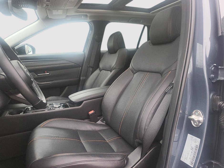 2025 Mazda CX-50 GT AWD-8