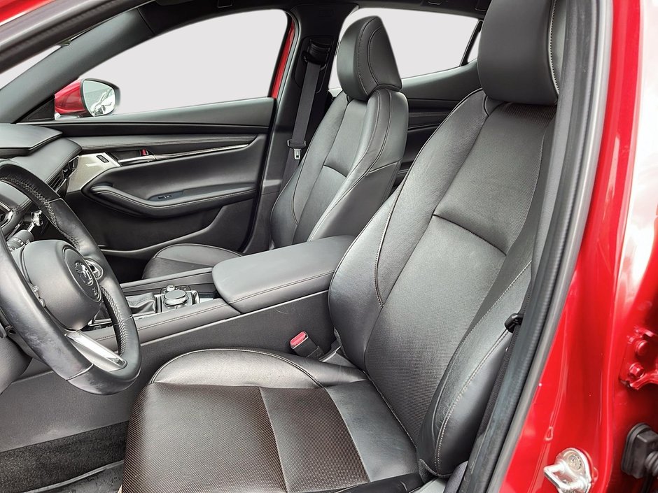 Mazda 3 Sport GT 2021-9