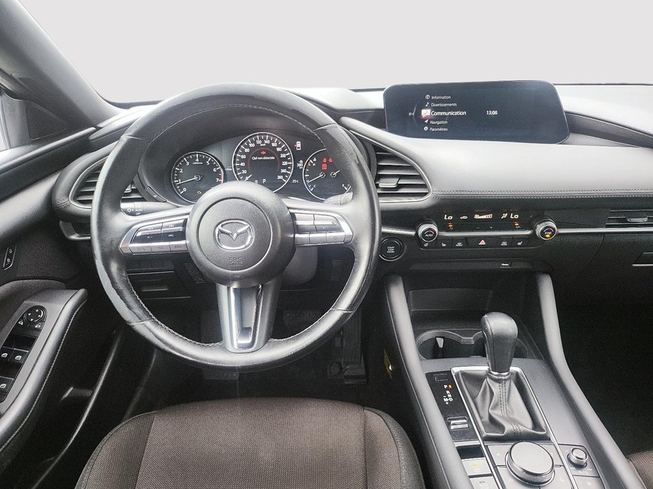 Mazda 3 Sport GS 2021-9