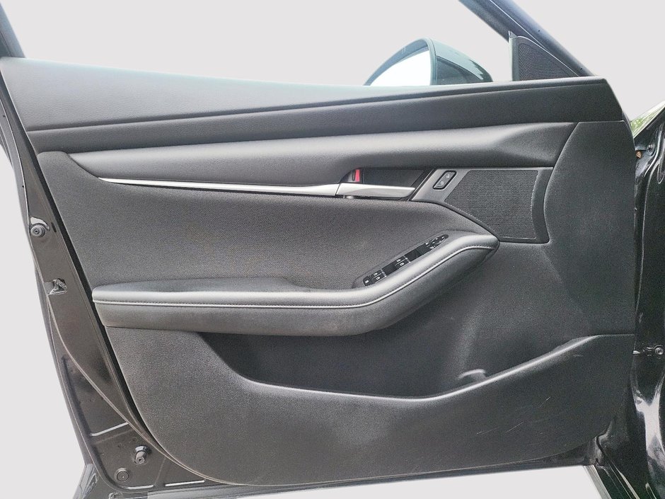 Mazda 3 Sport GS 2021-10