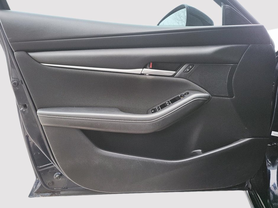 2022 Mazda 3 Sport GX-10