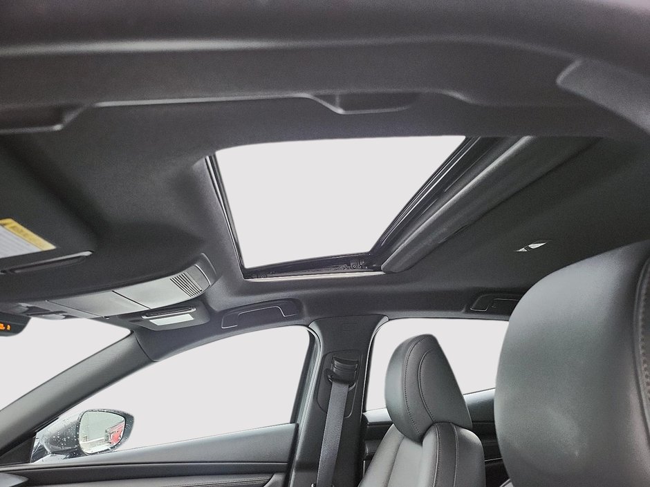 Mazda 3 Sport GT AWD 2023-16