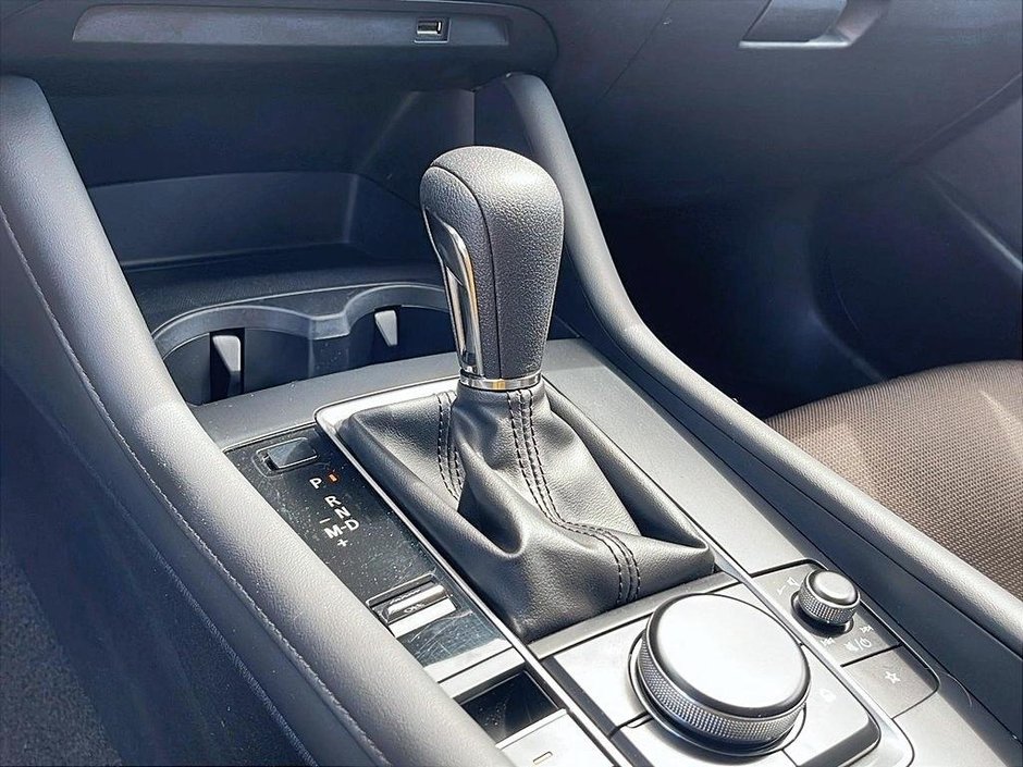 Mazda 3 GX AUTOMATIQUE 2019-15