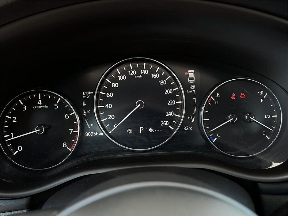 Mazda 3 GT AWD TURBO 2021-13
