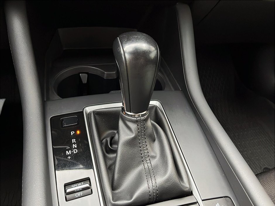 Mazda 3 GS 2021-14