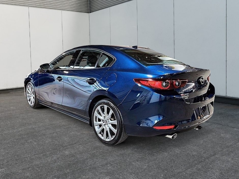 Mazda 3 GT AWD 2022-3