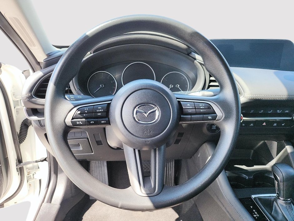 Mazda 3 GX 2025-11