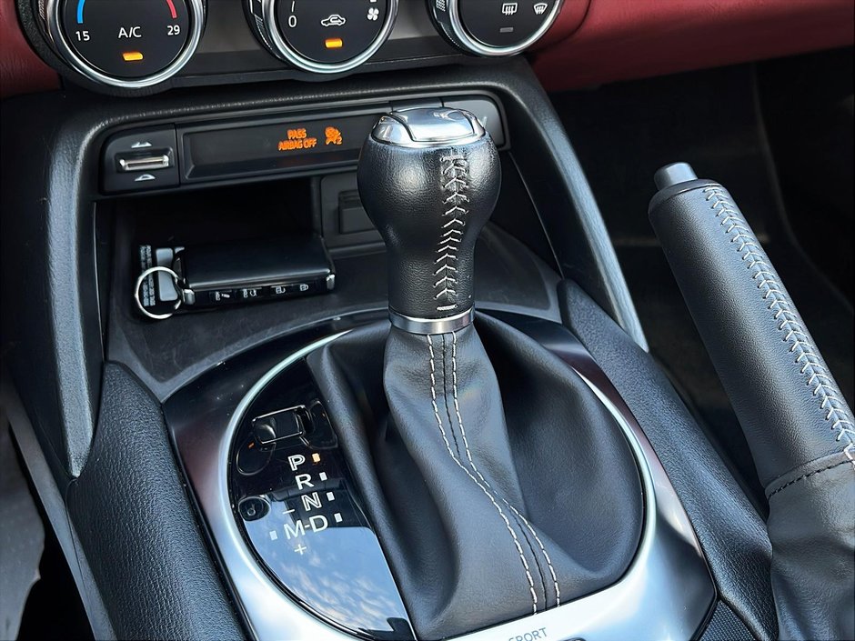 Mazda MX-5 RF GT 2020-17