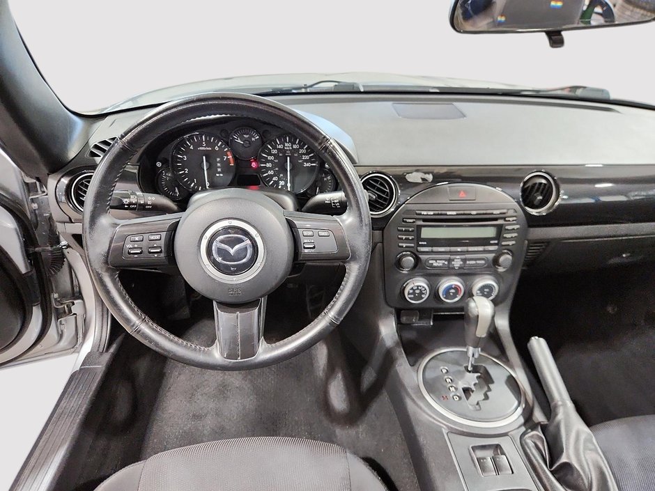 Mazda MX-5 GX 2013-12