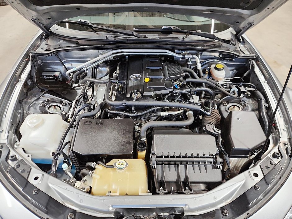 Mazda MX-5 GX 2013-10