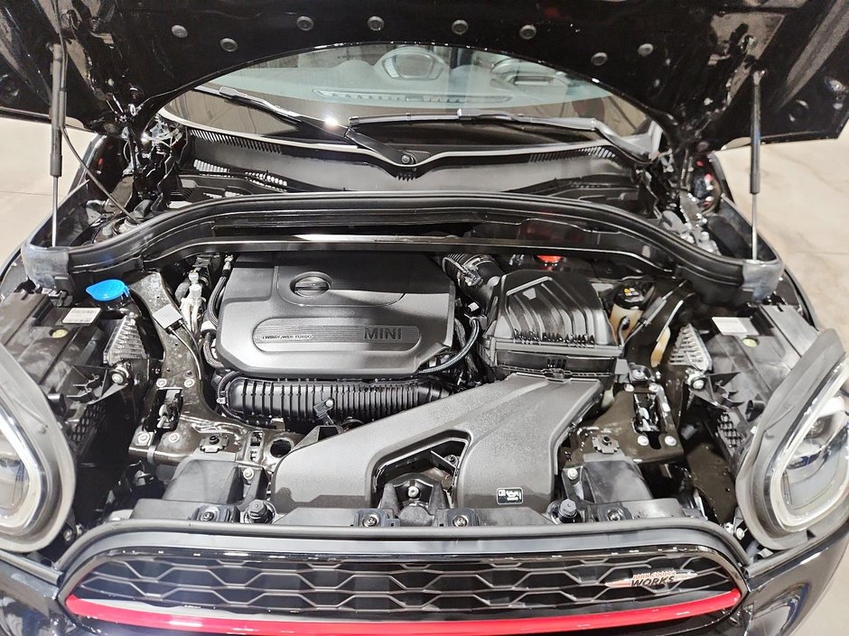 2024 MINI Countryman John Cooper Works-7