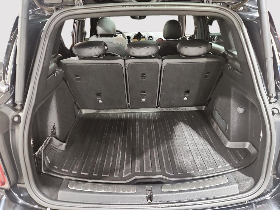 2024 MINI Countryman John Cooper Works-5