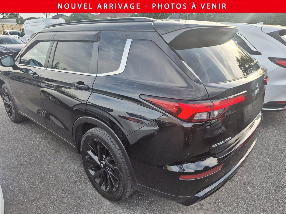 Mitsubishi Outlander LE 2022-3