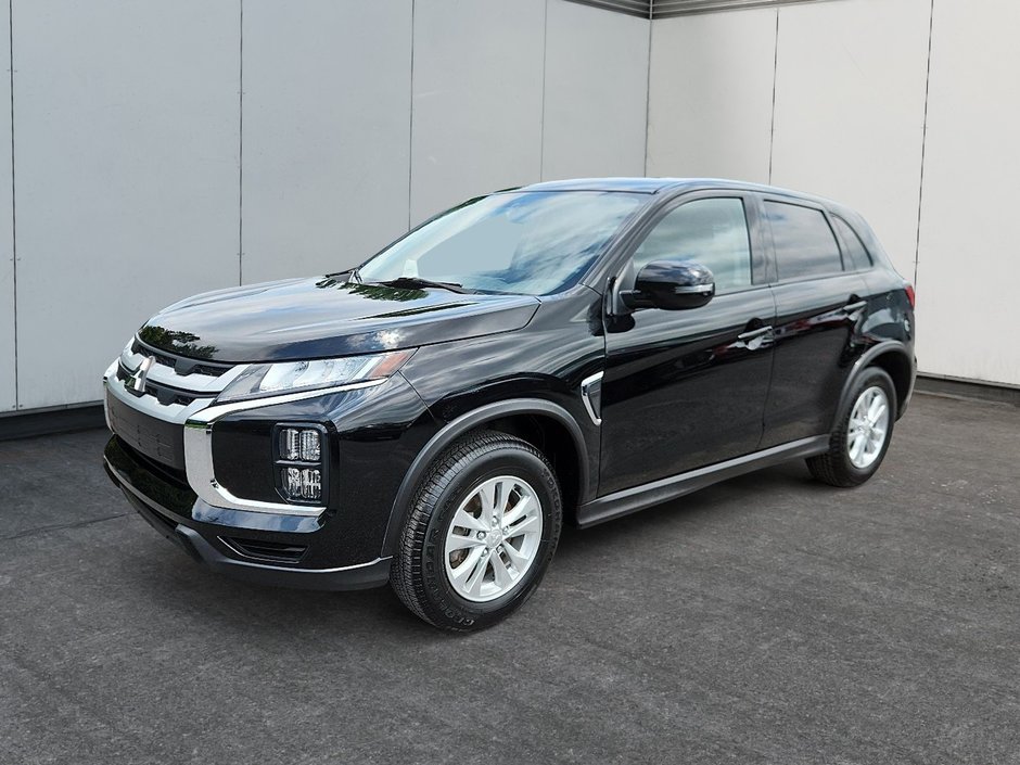 2023 Mitsubishi RVR SE-0