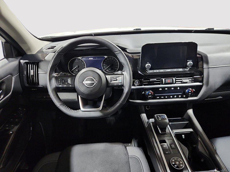 2022 Nissan Pathfinder S-9
