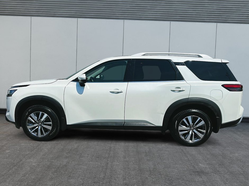 2022 Nissan Pathfinder SL AWD-4