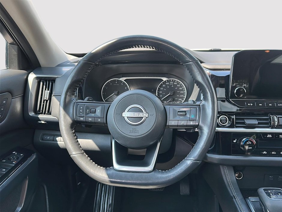 2022 Nissan Pathfinder SL AWD-8