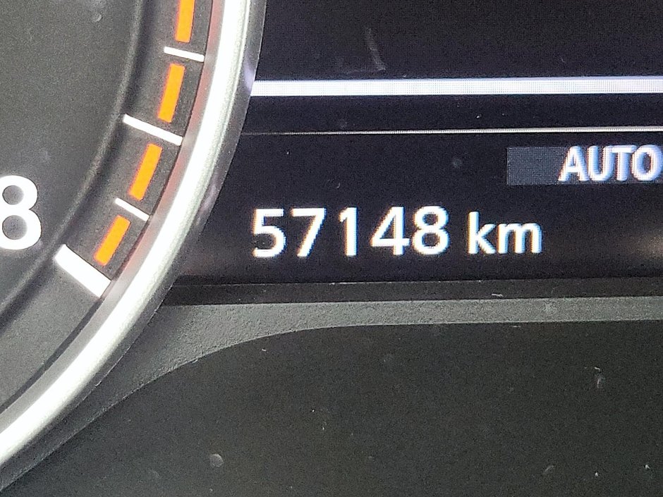 Nissan Pathfinder SL AWD 2023-12