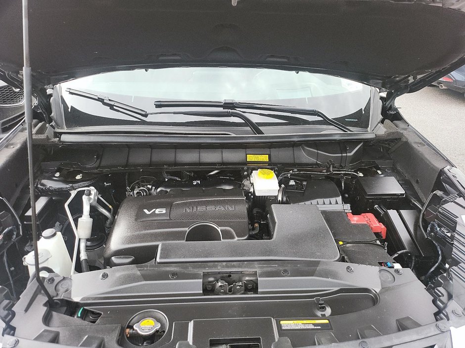 Nissan Pathfinder SL AWD 2023-7