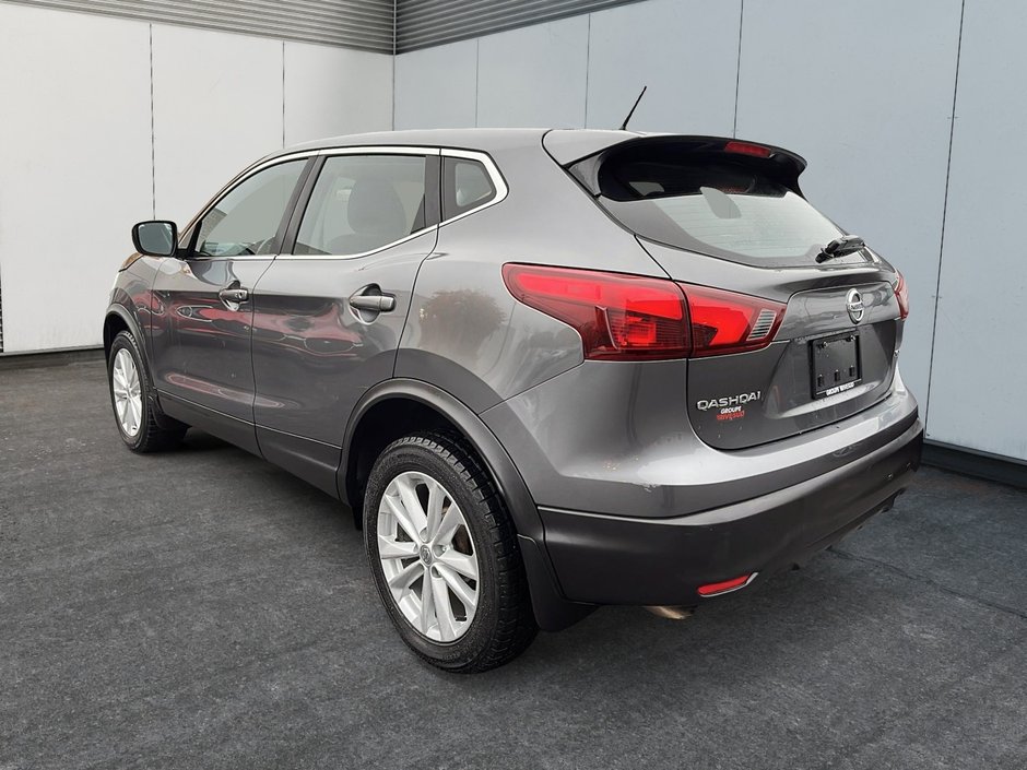 Nissan Qashqai SV 2018-3