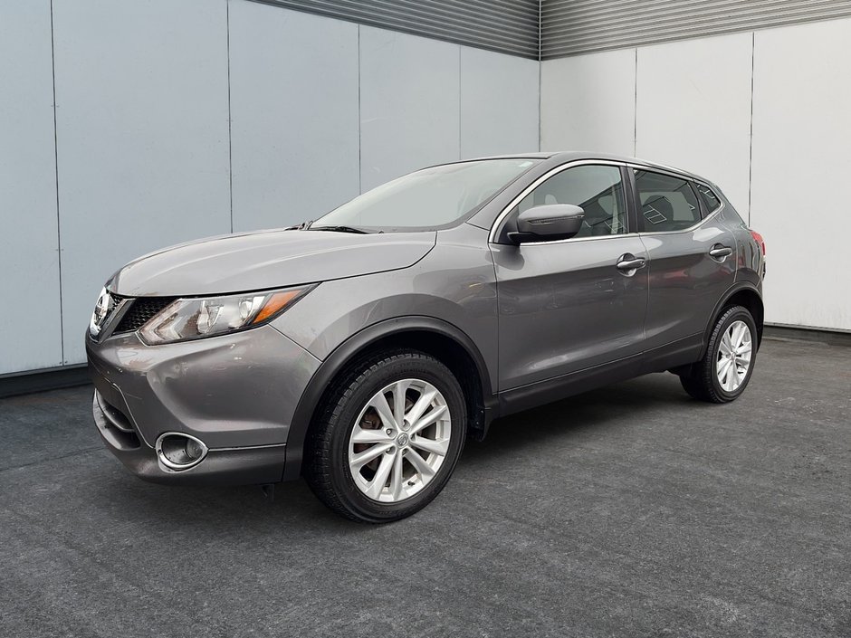 Nissan Qashqai SV 2018-0