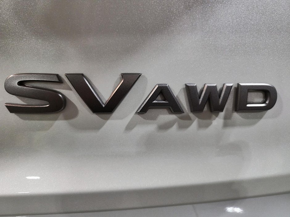 2024 Nissan Rogue SV Moonroof AWD-15