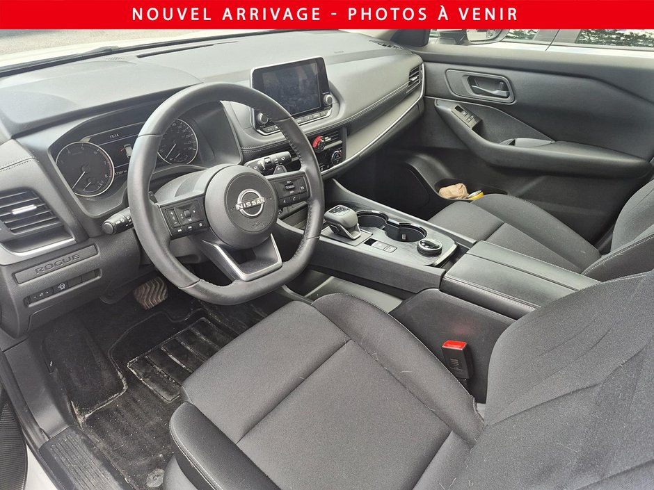 2024 Nissan Rogue S-1