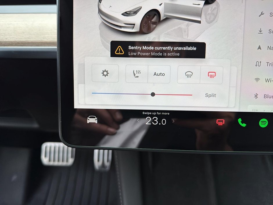 Tesla Model 3 BASE 2023-11