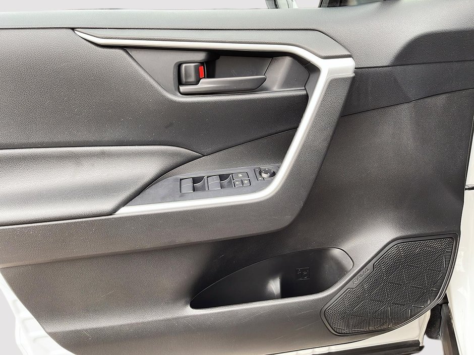 Toyota RAV4 Prime SE 2021-10