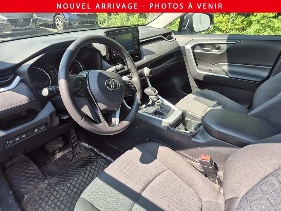 Toyota RAV4 XLE AWD 2020-3