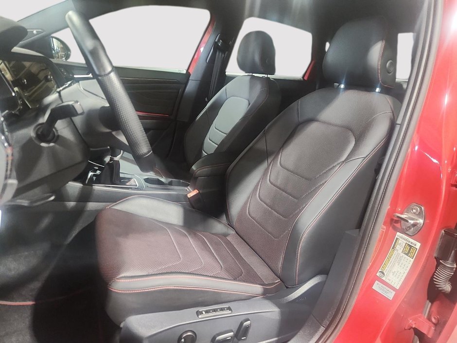 Volkswagen Jetta GLI  2023-8