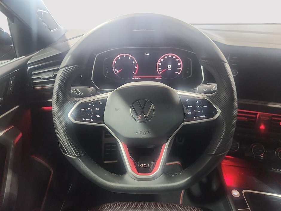Volkswagen Jetta GLI  2023-11