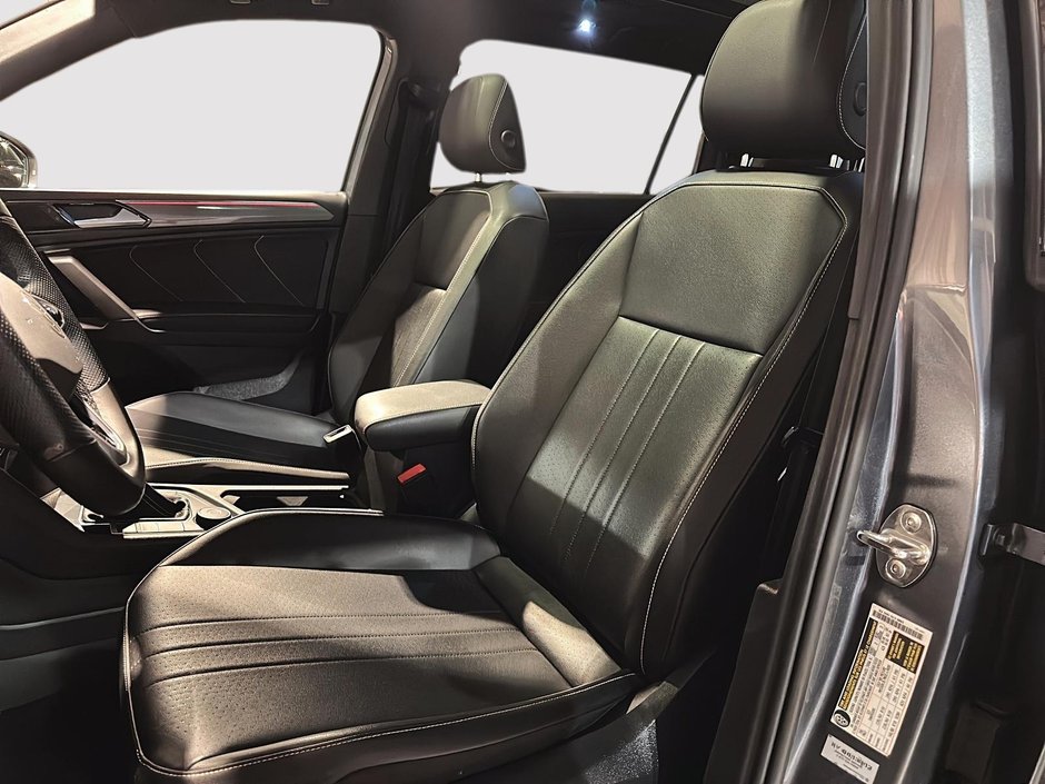 Volkswagen Tiguan Comfortline R-Line Black Edition 2022-10