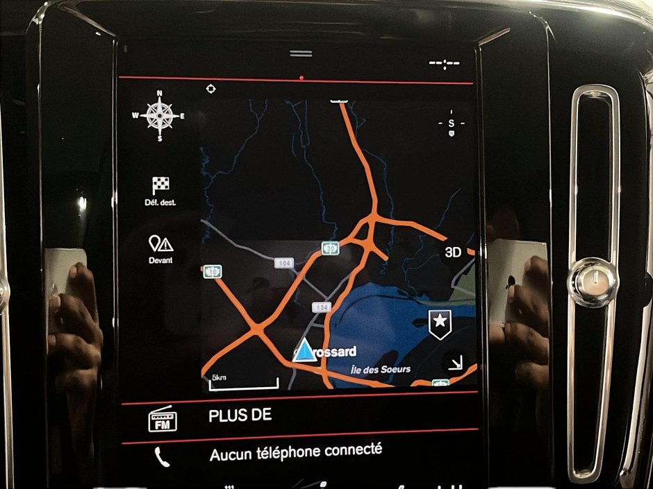 Volvo XC40 Momentum 2022-17