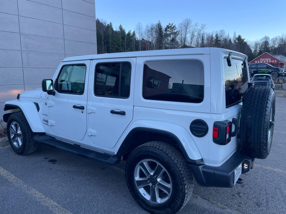 Jeep Wrangler Unlimited Sahara 2021-1