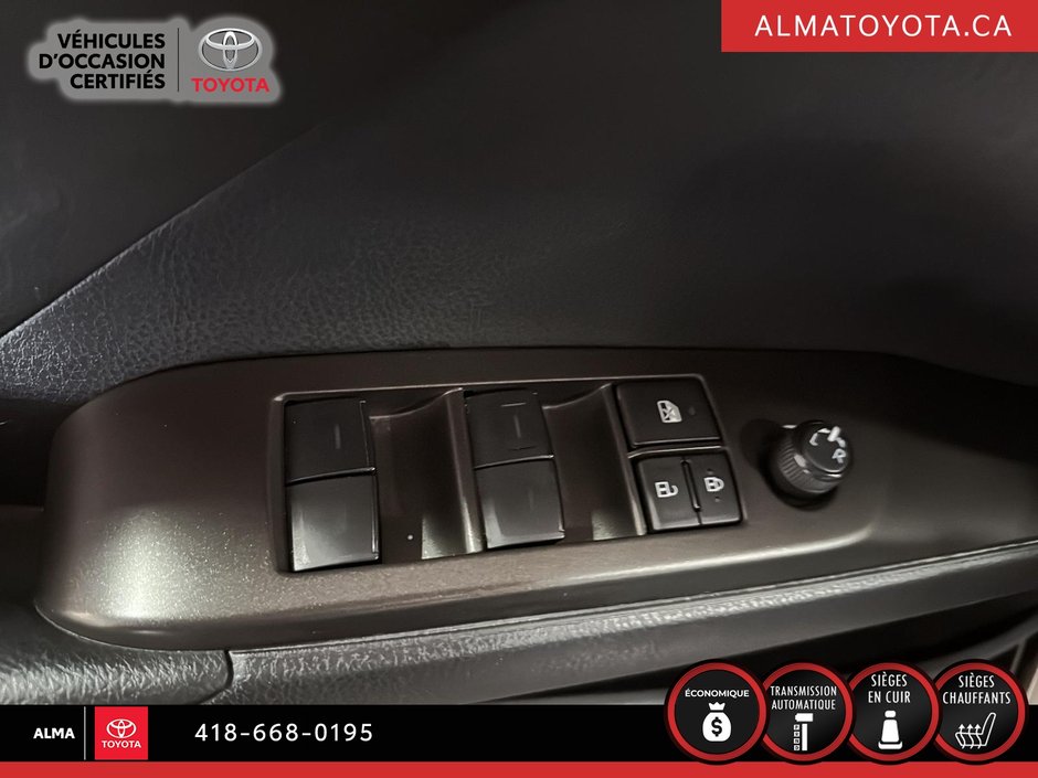 Toyota Camry SE boîte de vitesses automatique 2023-13