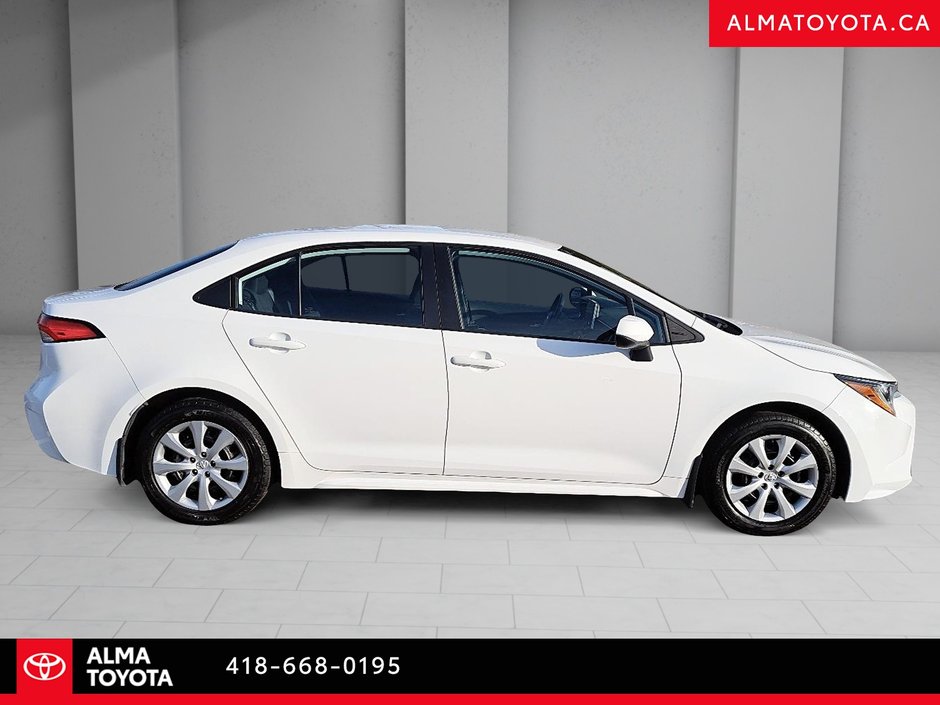 Toyota Corolla LE CVT 2020-3